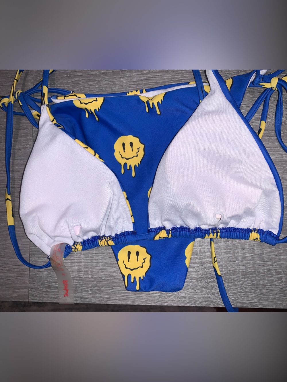 ROMWE Blue Bikini Set with Yellow Dripping Smiley Print - Picture 6 of 6